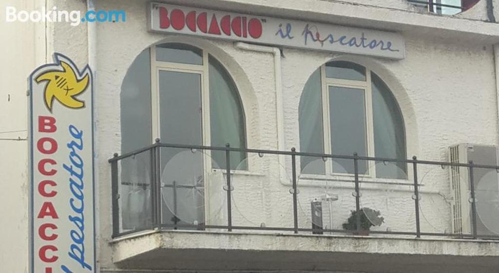 Albergo Boccaccio Villa San Giovanni Exterior photo